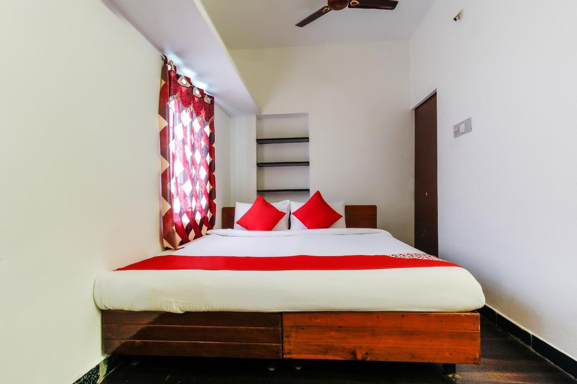 OYO Flagship 42382 Hotel Lakshmi Narayana Salem New Bus Stand Bagian luar foto
